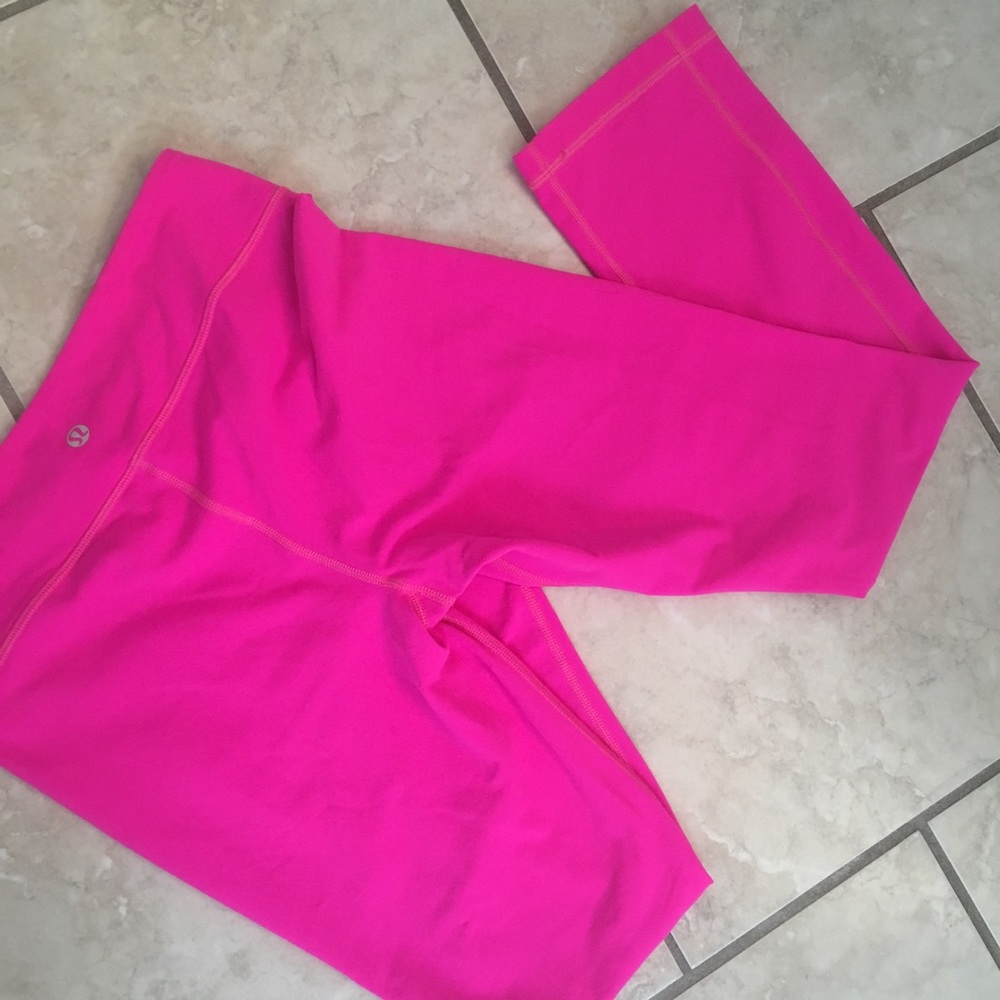 Hot pink lulu 🍋 leggings